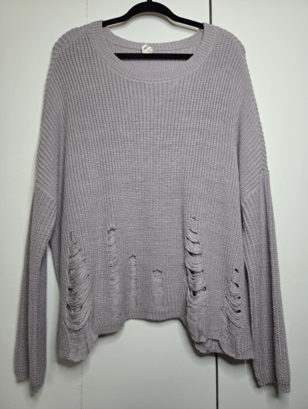 Bluenotes Women's M Lavender Heather Gray Distressed Sweater
